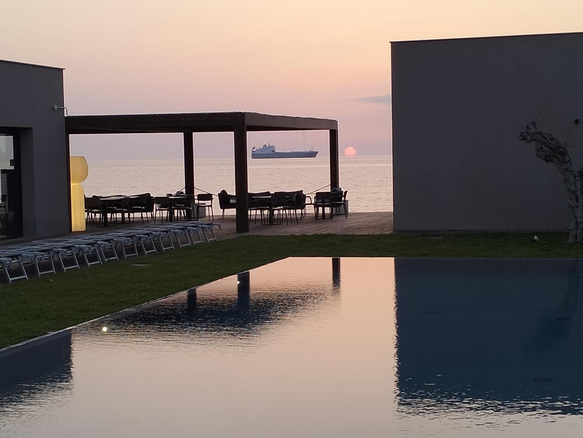 Hotel Punta Tipa 特拉帕尼 外观 照片